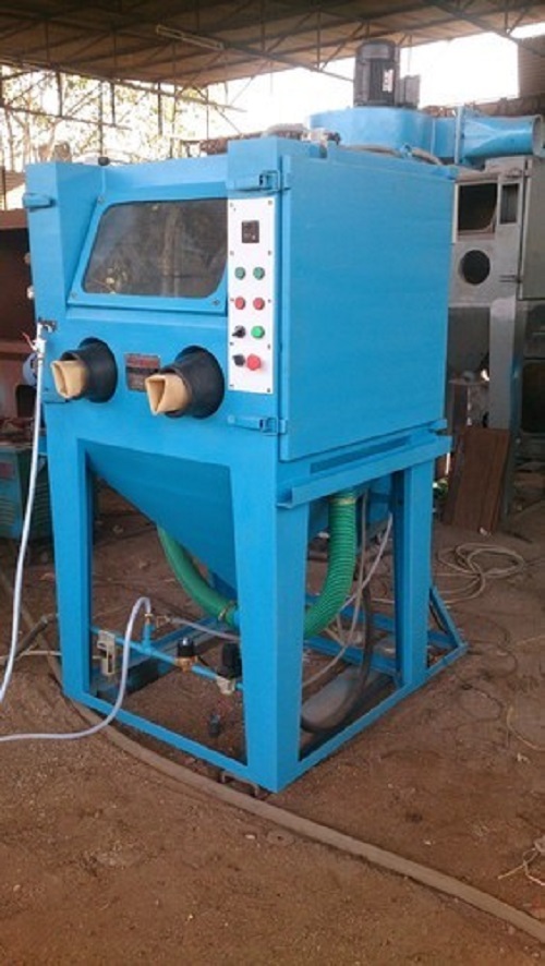 Cabinet Type Suction Blasting Machine - Color: Blue