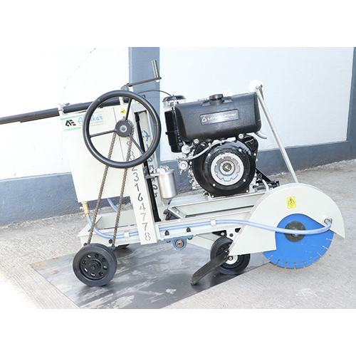 Diesel Engine Concrete Cutter - Steel Material, 220/240 Volt, Manual Control | Hydraulic Oil Cooling, Custom Color Options, High Quality & Durability