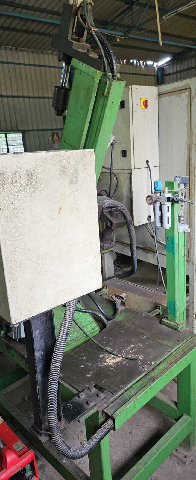 Pipe Inner To Flange Round Welding Machine