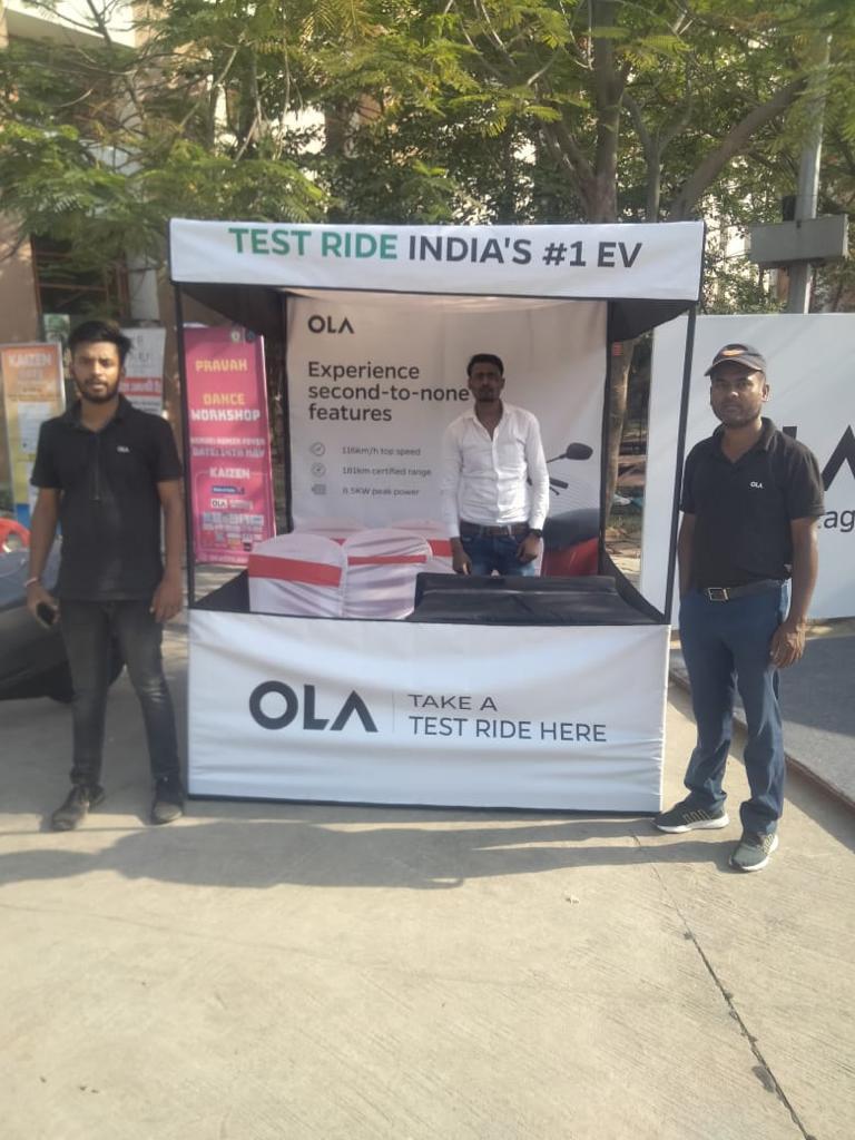 Tent Kiosk - Capacity: 1-2 Person