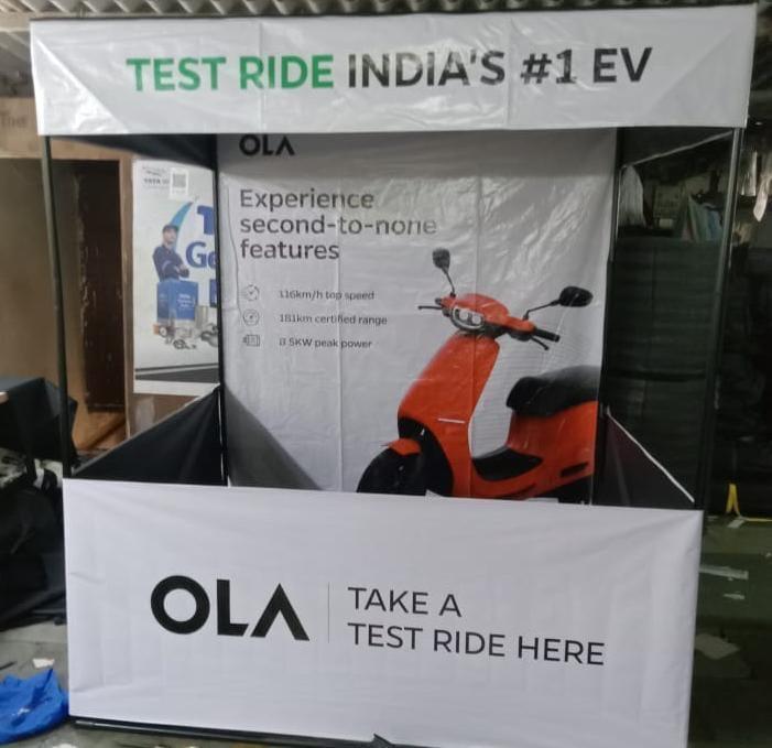Tent Kiosk - Capacity: 1-2 Person