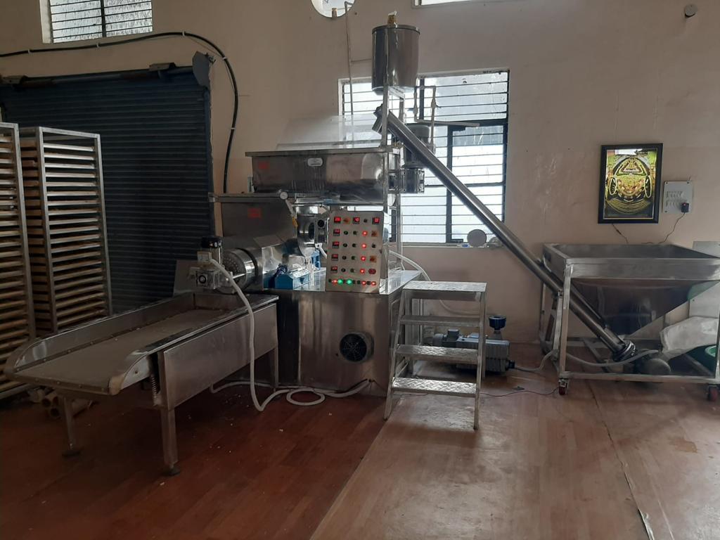 Macaroni Pasta Vermicelli Making Machine - Capacity: 200 Kg/hr