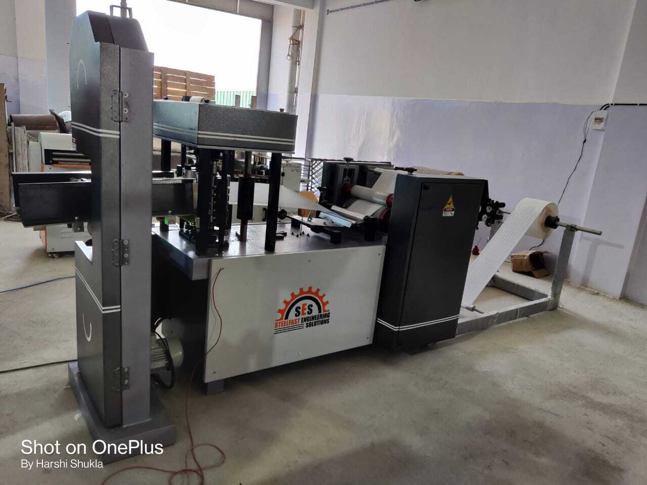 Tissue Paper Making Machine In Ujjain - Color: As Per Requirement