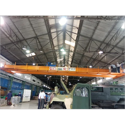 ईओटी क्रेन डबल गर्डर - 5-10 टन लोड क्षमता, स्वचालित संचालन, डस्टप्रूफ डिज़ाइन, पीला फिनिश