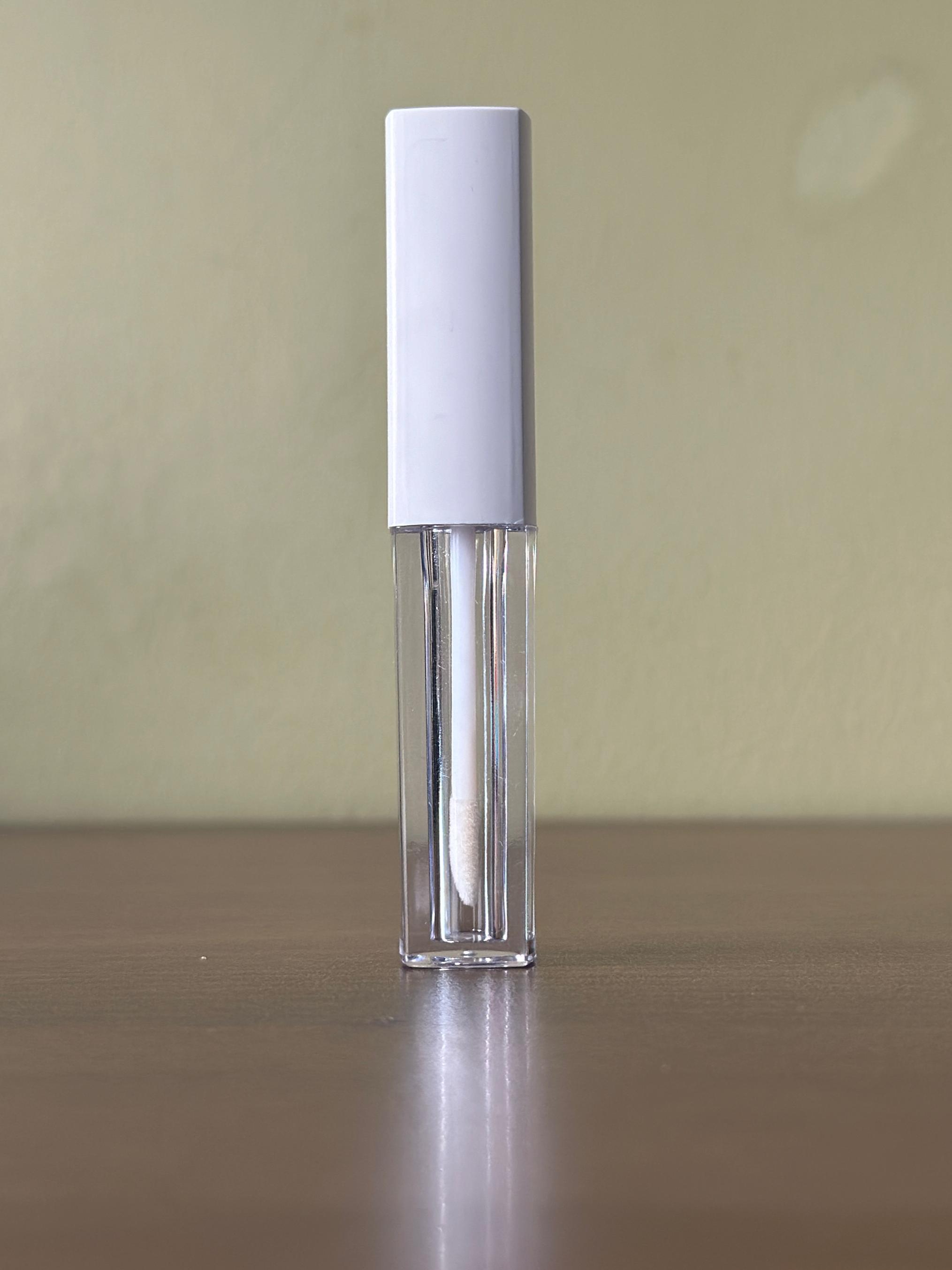 Lipgloss Container