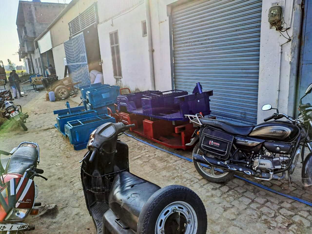 E Rickshaw Chassis Body With Paint - Material: Ms