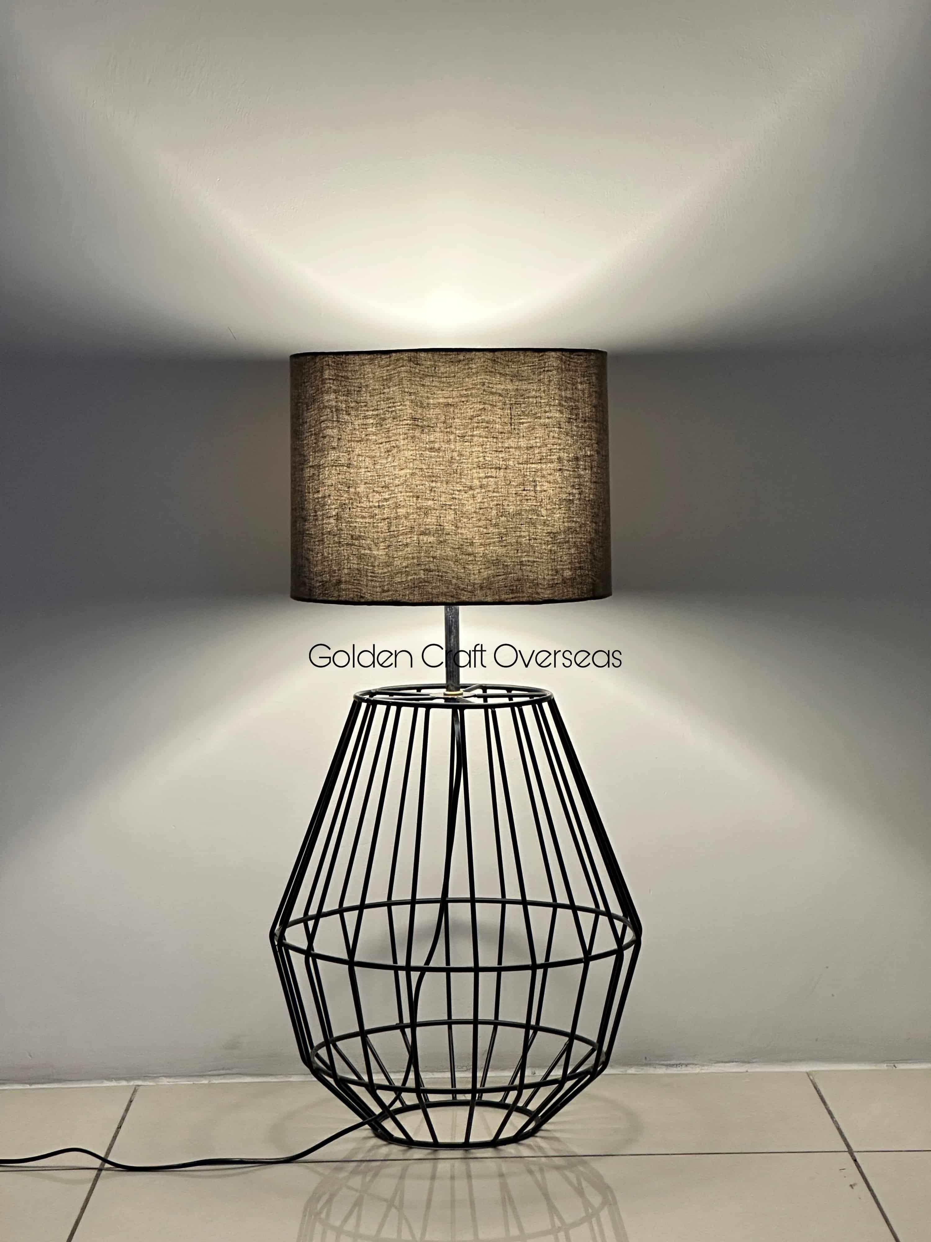 Metal Table Lamps - Color: Black
