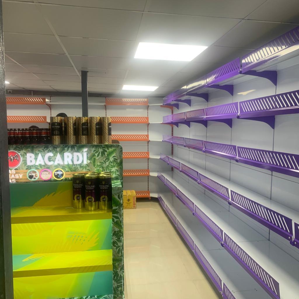 Super Market Rack - Mild Steel Powder Coated, 3.8x7 Ft, White, Free Standing, 6 Layers, Single Sided, Capacity 60 Kg/day, 450 Mm Width