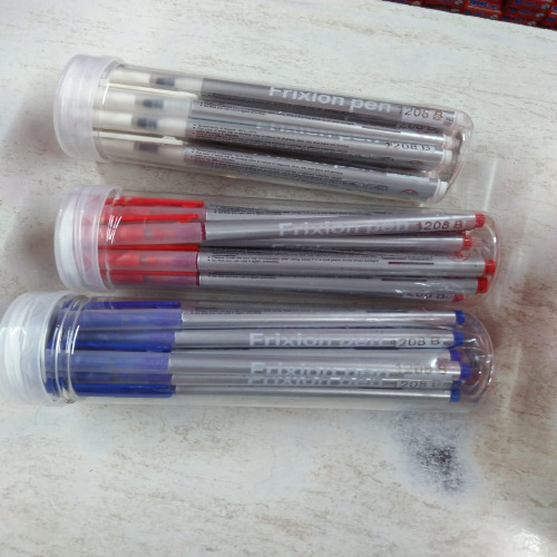 Frixion Fabric Marker Pen - Material: Plastic