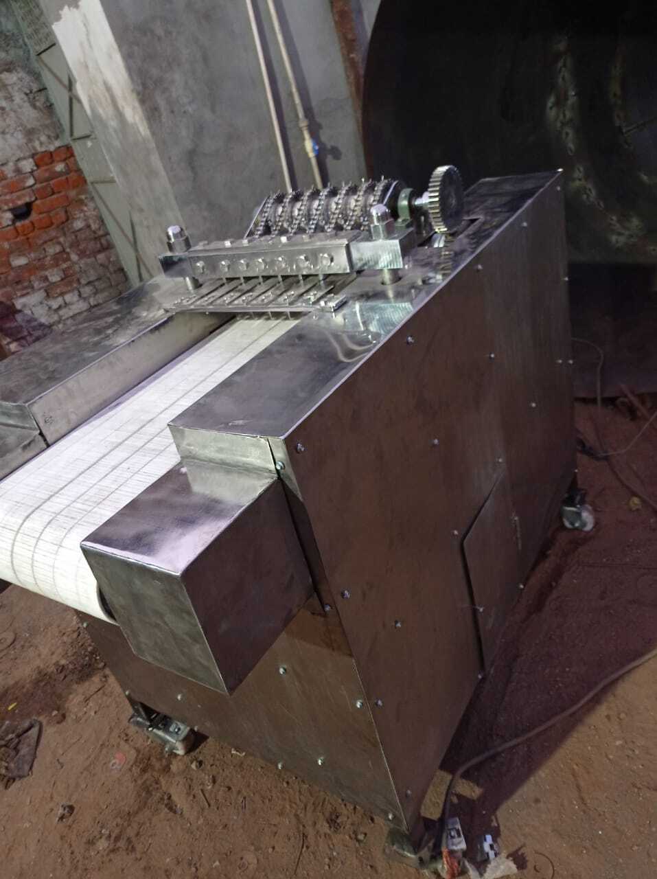 Automatic Chicken Cutting Machine By A. S. Engineers