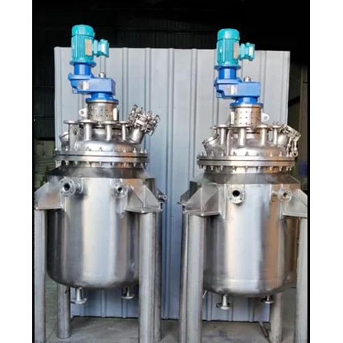 Metal Reactors - Color: Black