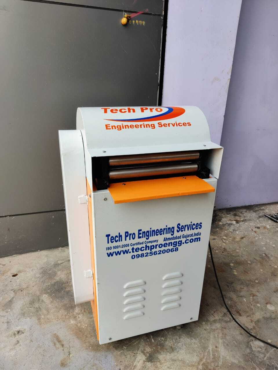 Banana Fiber Extraction Machine Capacity: 35kg Per 8 Hour Kg/hr