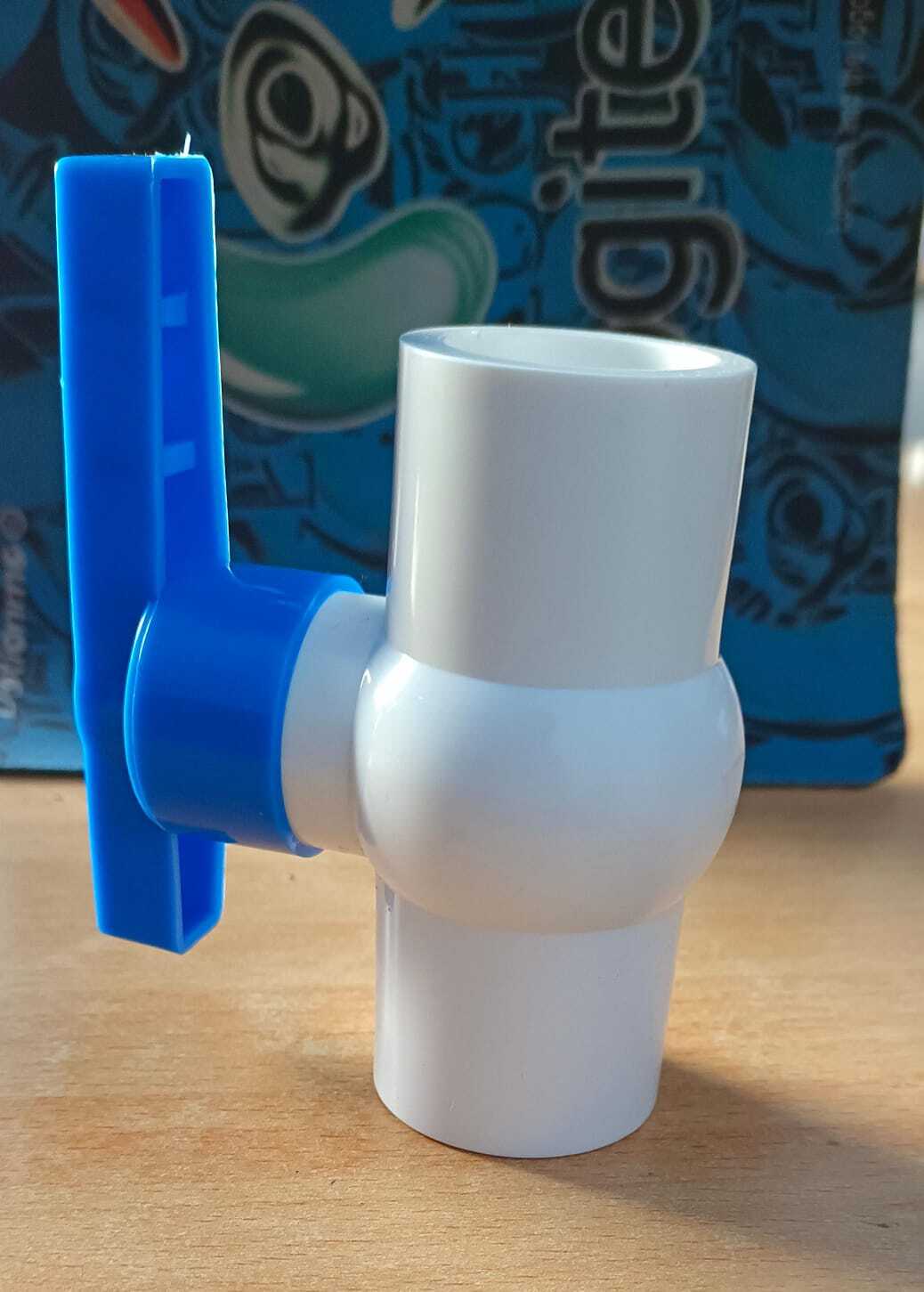 Upvc Pp Ball Valve - High Pressure, White And Blue Plastic, Leak-proof Technology For Reliable Water Flow Regulation