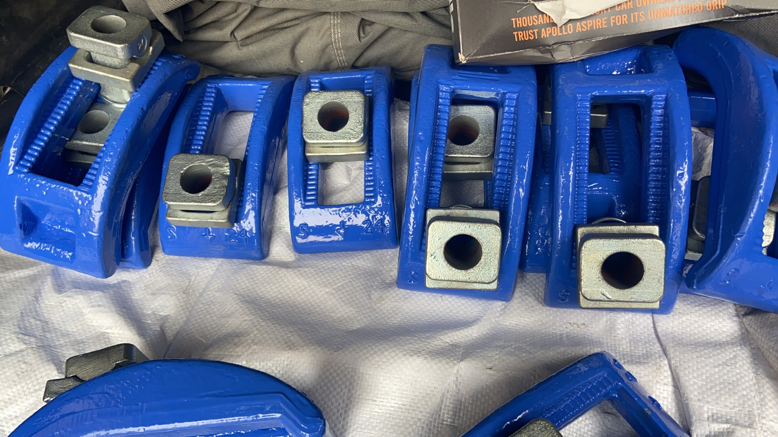 Mould Clamps - Iron M16/20/24 Size, 130mm Length, 30mm Width, 40mm Height, Blue Color | Injection Mould Clamp, 1.5kg Weight