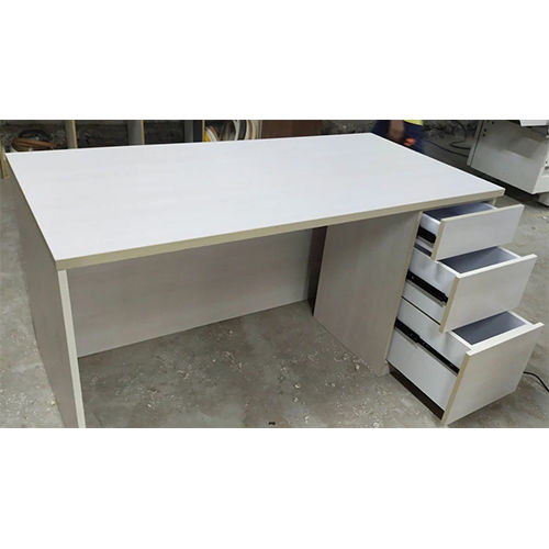 Free Standing Office Table