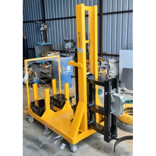 Counter Balance Manual Drum Lifter - 300 kg Capacity, Durable Yellow-Black Design | High Quality, Easy to Operate, Strong Industrial Equipment