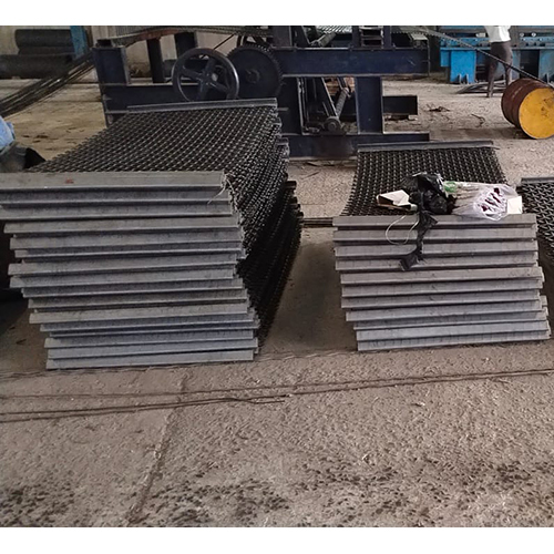 Wire Mesh - Aperture: 3 Mm Onwards