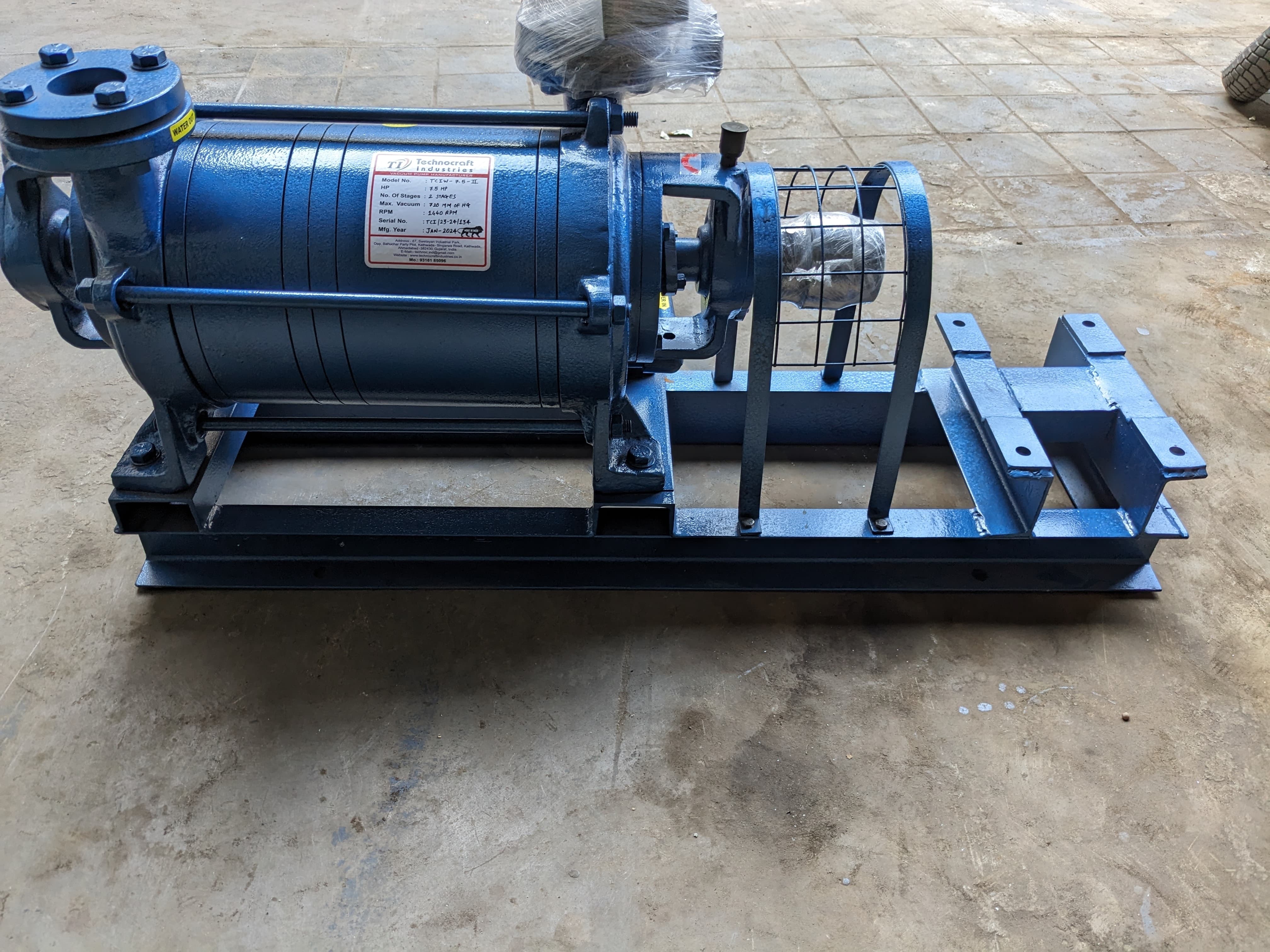 Vacuum Pump - Flow Rate: 50 Cubic Meter To 1080 Cubic Meter