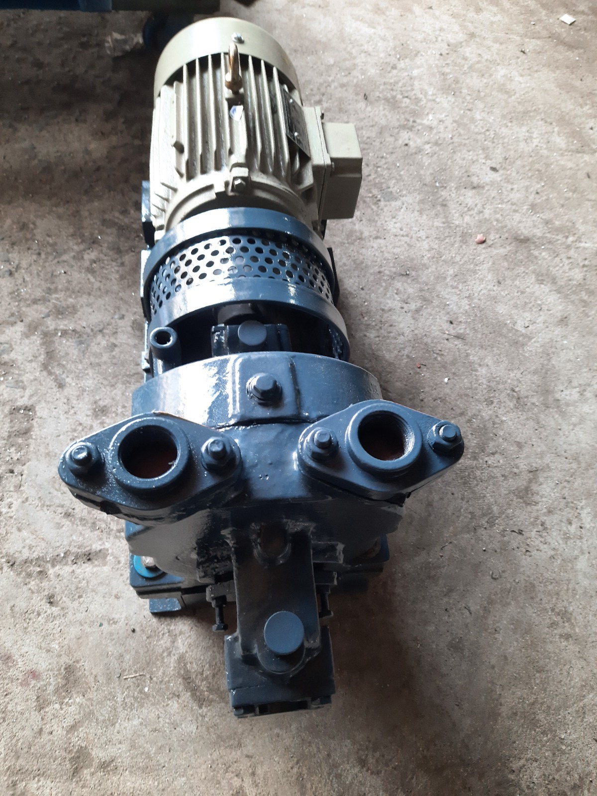 Vacuum Pump - Flow Rate: 50 Cubic Meter To 1080 Cubic Meter