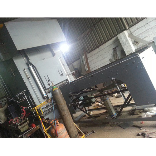 Seal Quench Furnace 600 Kgs Application: Industrial