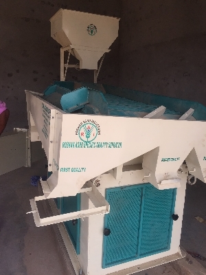 Specific Gravity Seprator Machine - Feature: High Efficiency