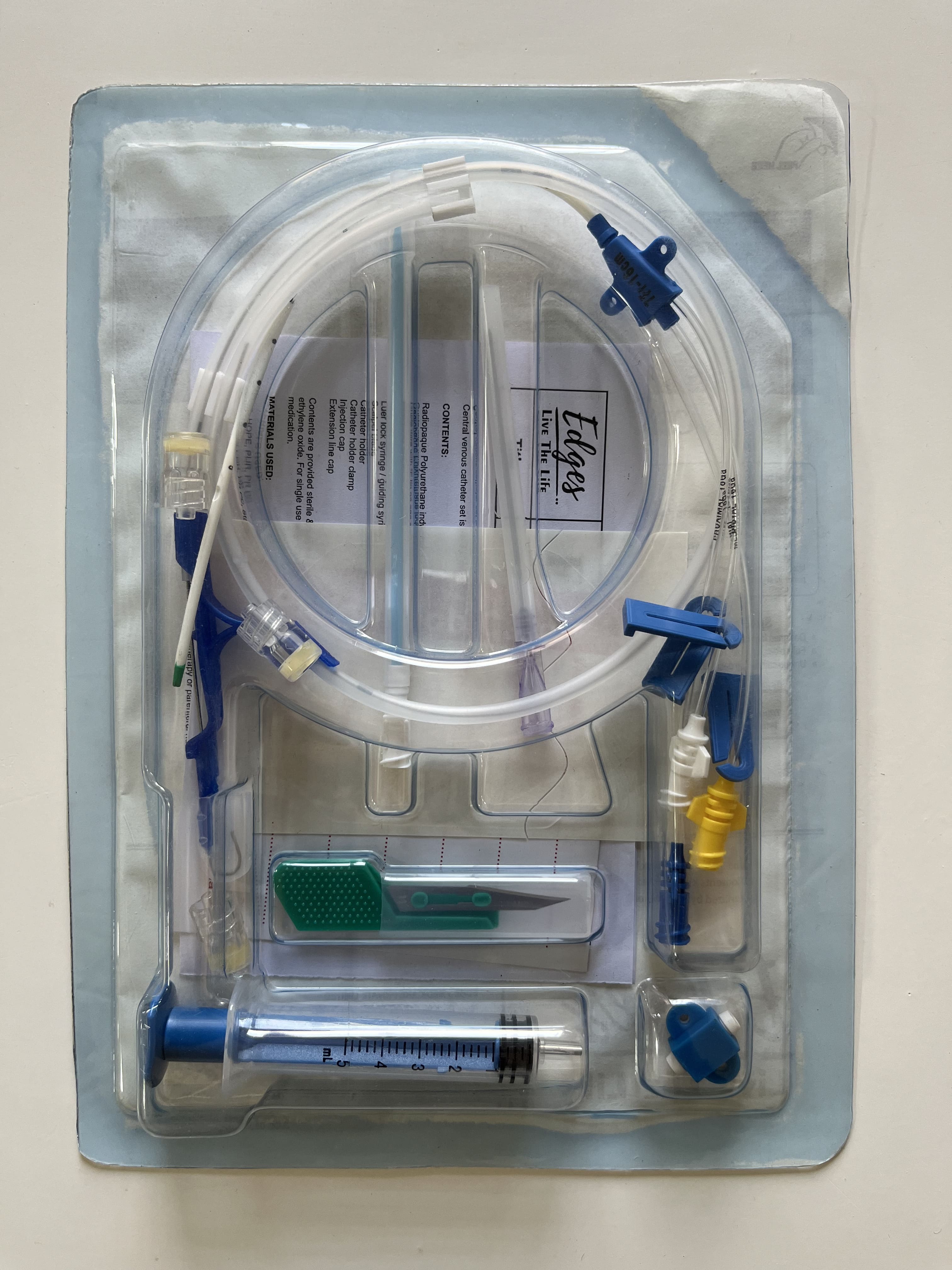 White Painless 3.5fr 8cm Triple Lumen Cvc Kit High Flow Easy Monitoring