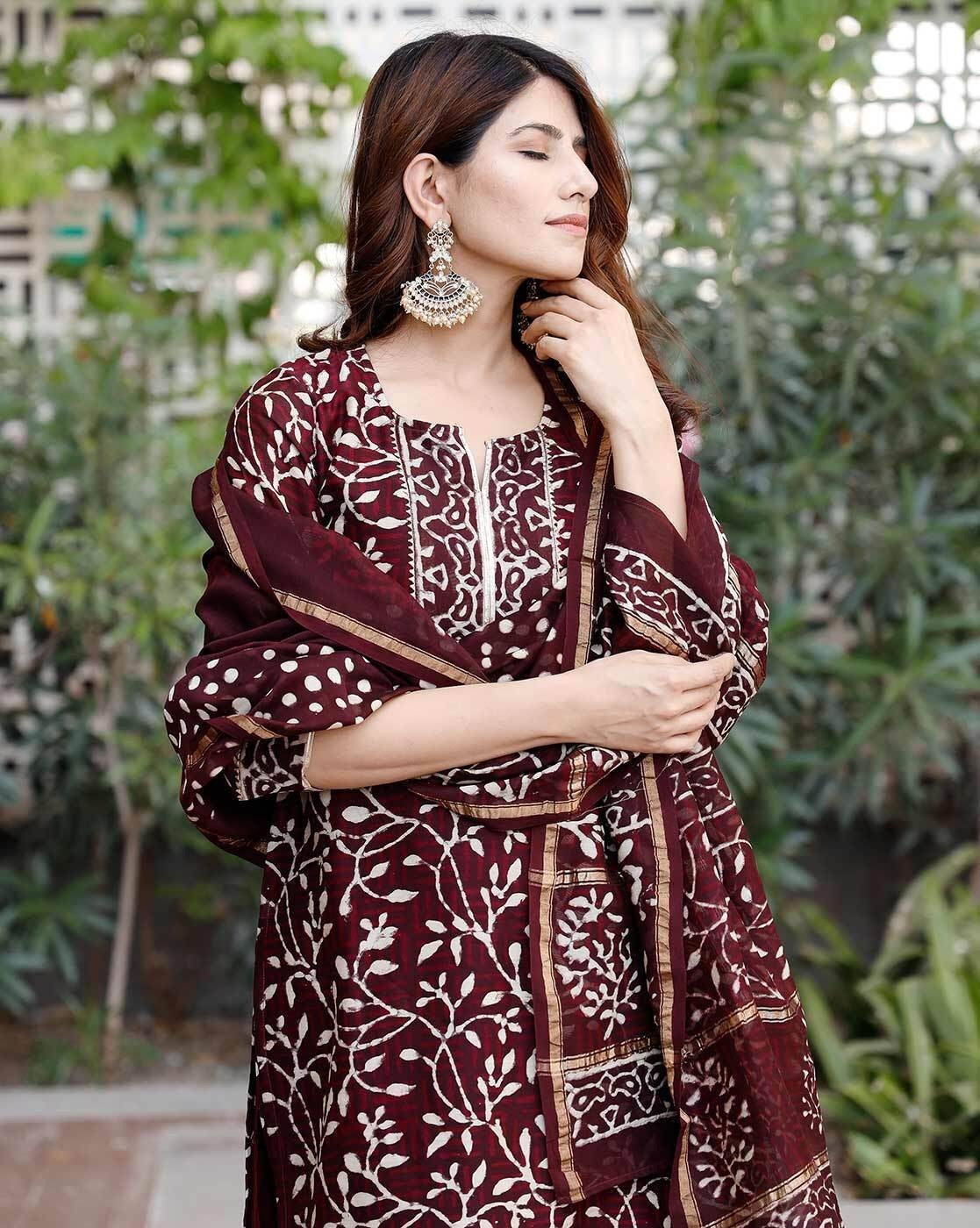 Floral Print Straight Kurta Set With Dupatta - Fabric Type: Silk