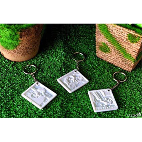 Hna Gifting New Customized Lithophone Photo Keychain (Pack Of 1) - 3d Printed, Silver/white Antique Plated, Memorable Gift For Your Loved Ones