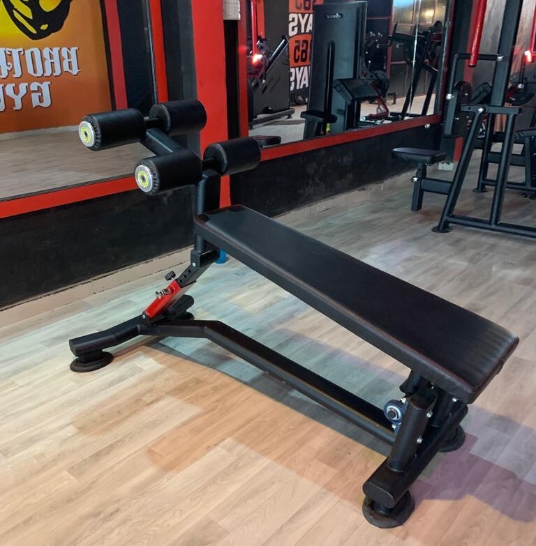 Adjustable Abdominal Bench - Rectangular 12 Gauge Steel Frame, Black Foam Seat | Commercial Grade, 1-year Warranty, Advanced Double Effect Welding Technology, Adjustable For Muscle Gain