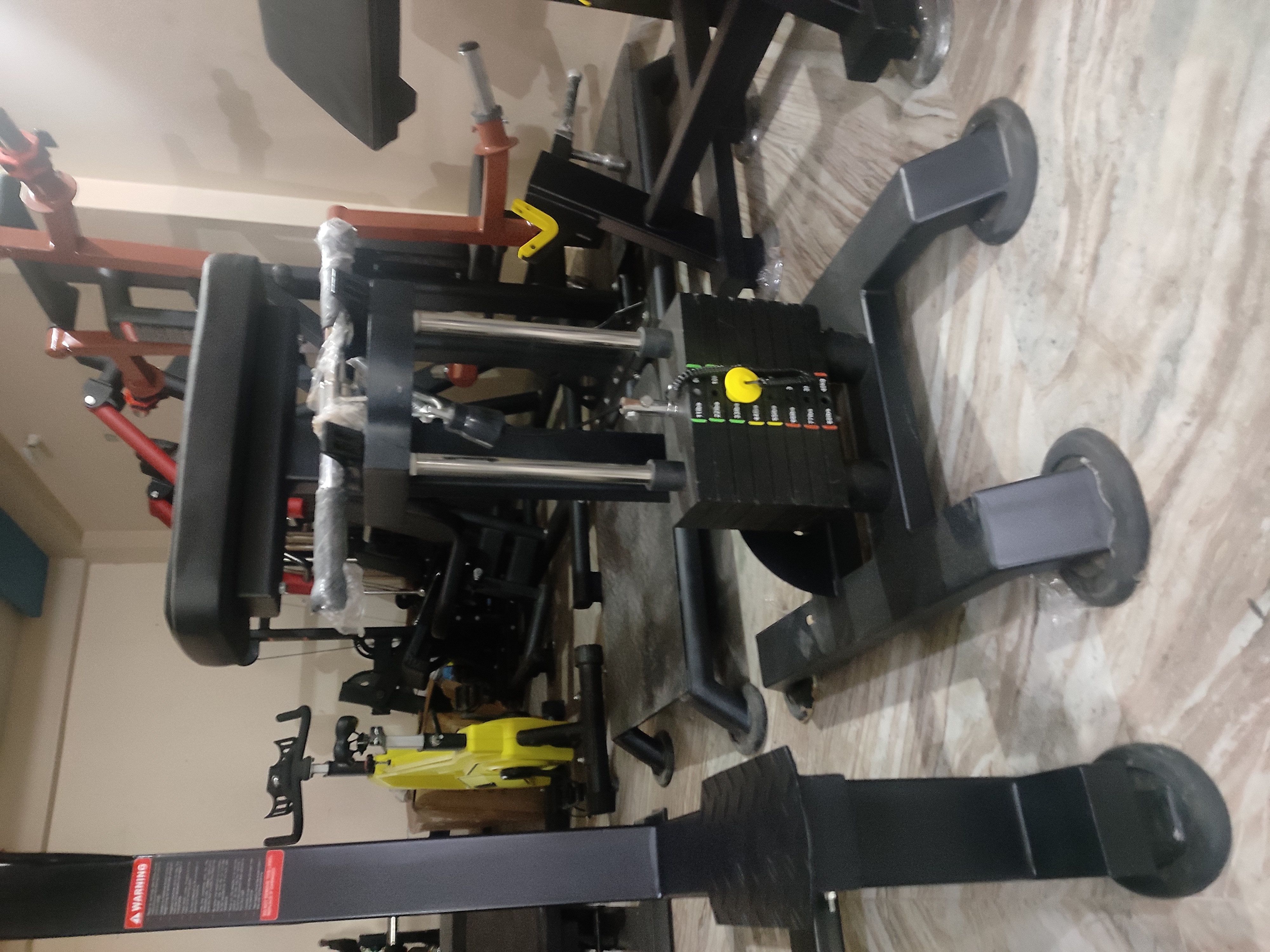 Wrist Curl Machine - Rectangular 12 Gauge 4*2 Inch Tube Design | Advanced Double Effect Welding Technology, Adjustable Soft Foam Seat Cover, 1 Year Commercial Warranty, Ideal For Biceps Muscle Gain