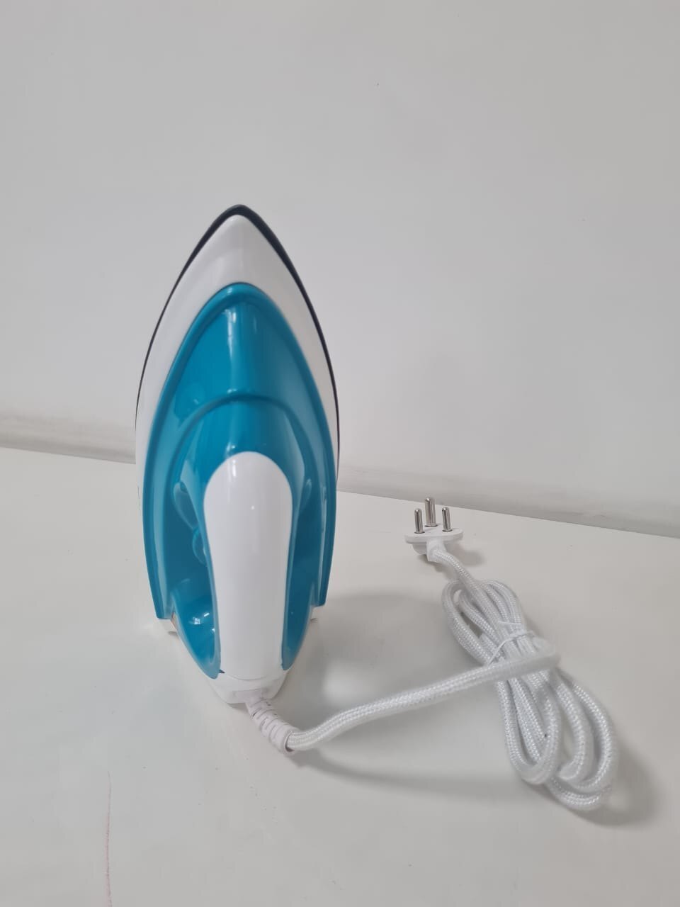 Trion Iron - Capacity: 10000 Pcs/min