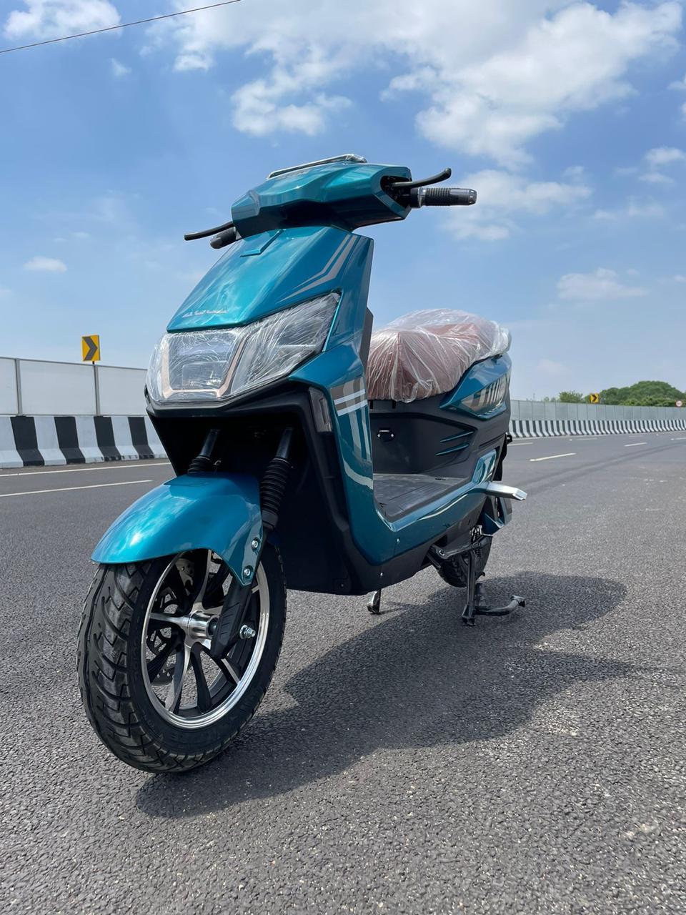 Elesco Aqua Pro Electric Scooter - Material: Abs Fiber