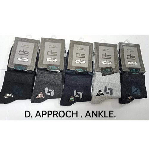 Multicolor D Approch Ankle Socks