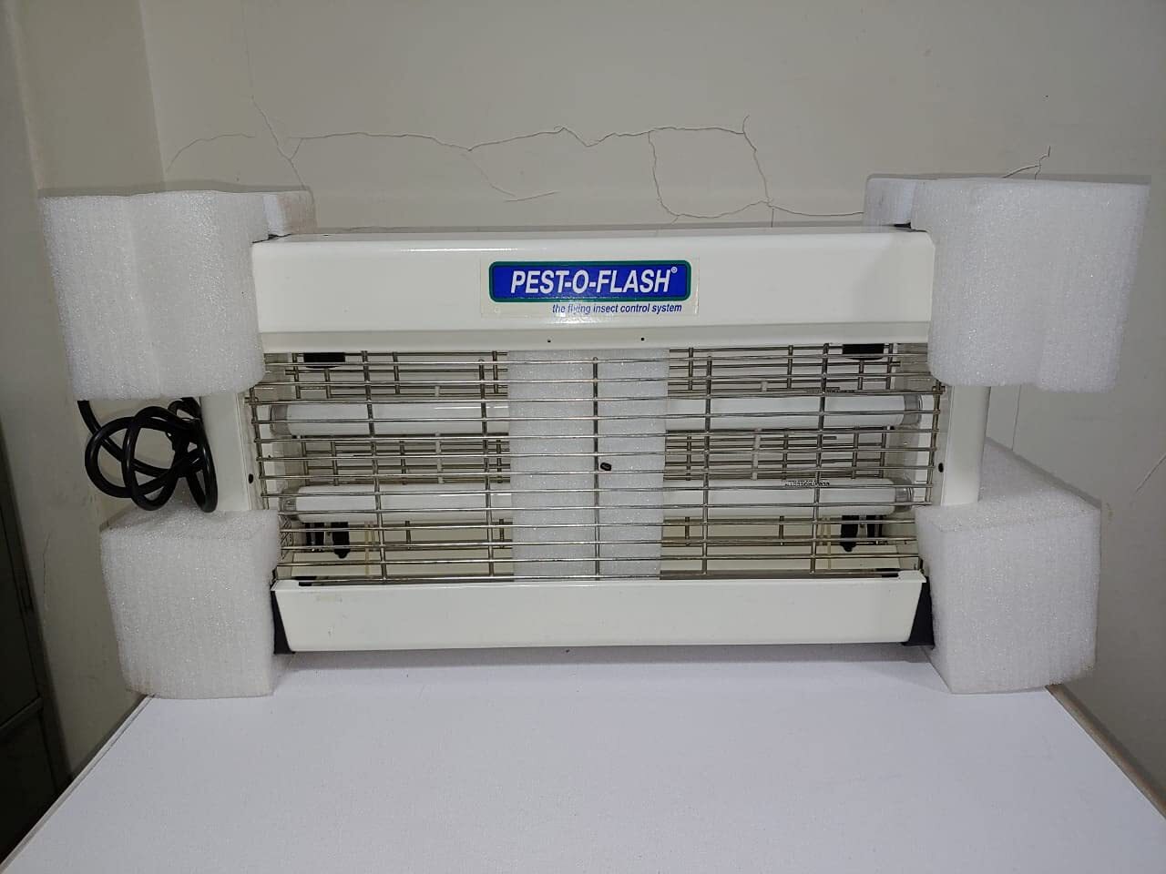 Pci Pest O Flash - 2t - Coverage Area: 700 Square Foot (Ft2)