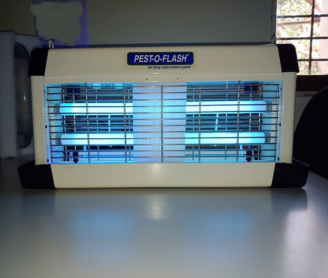 Pci Pest O Flash - 2t - Coverage Area: 700 Square Foot (Ft2)