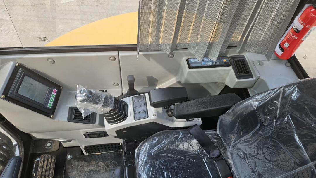 Fm Mini Excavator - Power Source: Electric