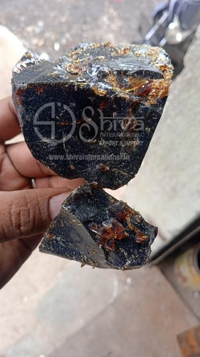 Wood Rosin - Industrial Grade Resin for Rubber Compounds and Paints | Ideal for Various Manufacturing Applications, Versatile and Durable