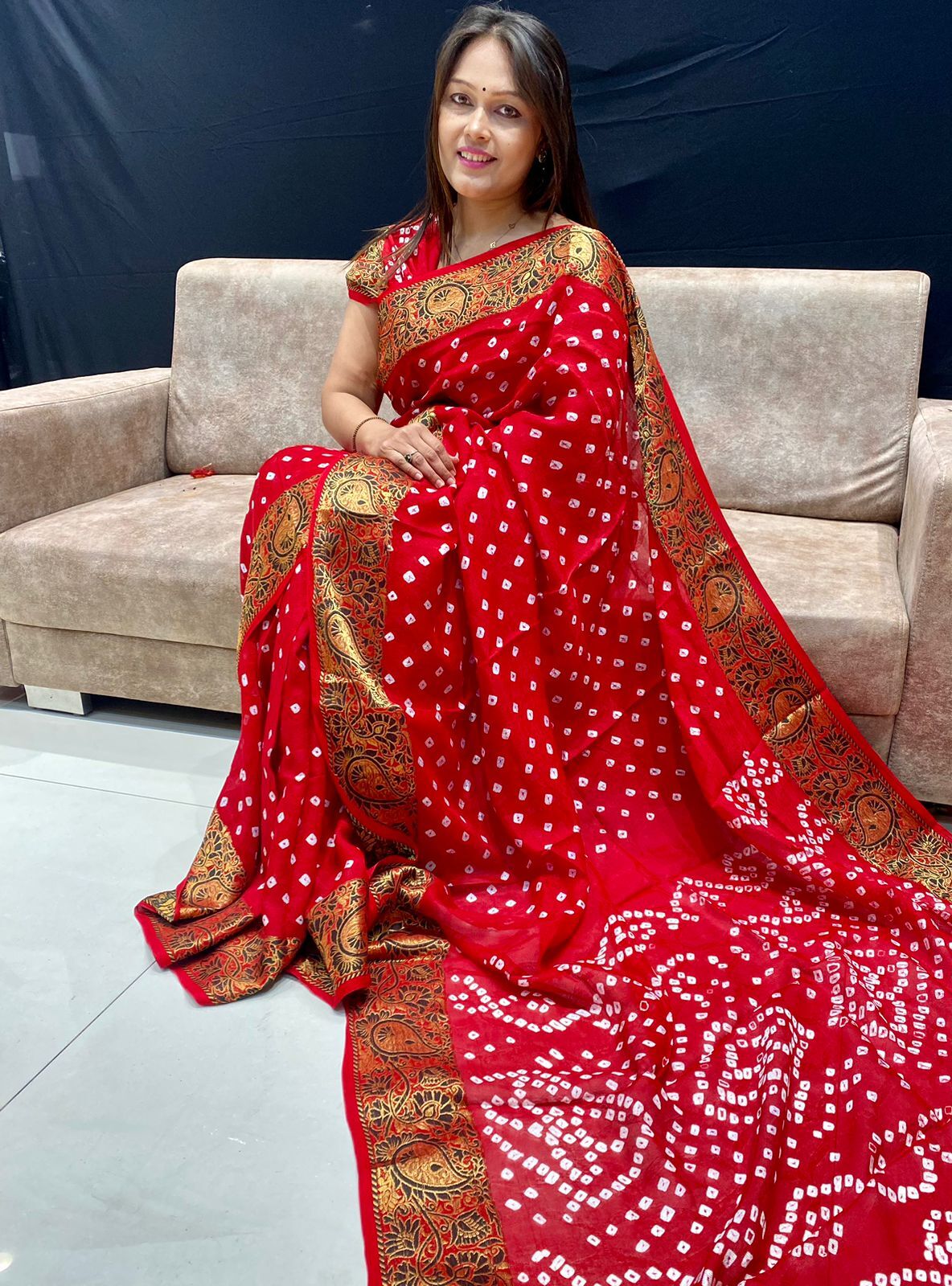 Bandhani Silk Saree - Color: Red
