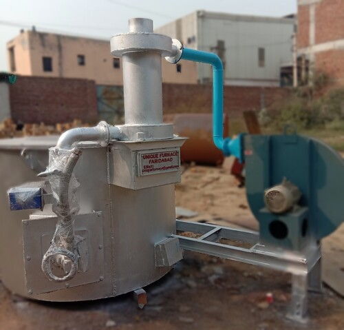 तेल से चलने वाली क्रूसिबल भट्टी