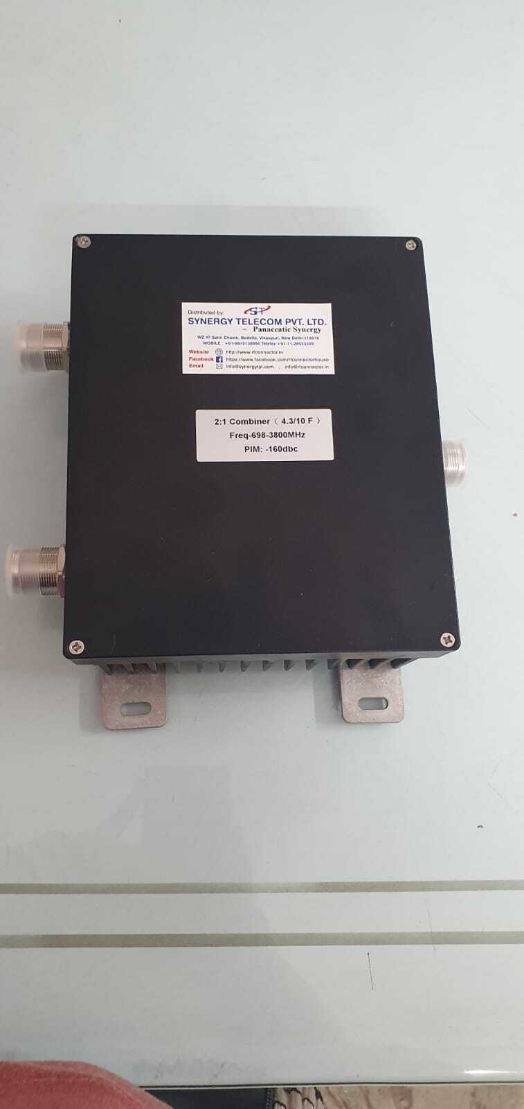 2:1 Combiner 698-4000mhz 4.3-10 F Low Pim 160dbc