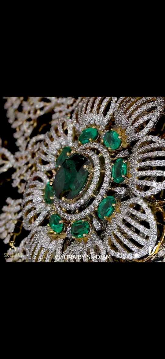 Diamond Necklace Set - Diamond Clarity: Vs1