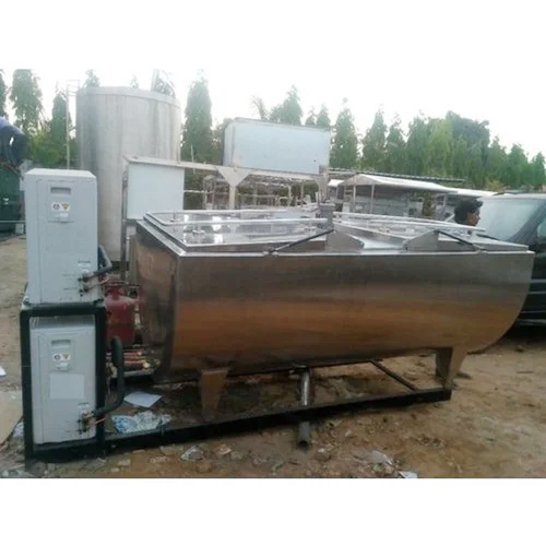 Silver 2000 Ltr Bulk Milk Cooler