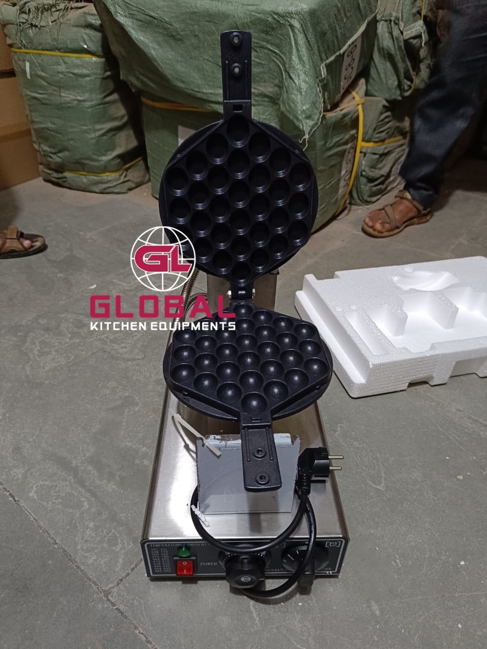 Semi Automatic Bubble Waffle Baking Machine