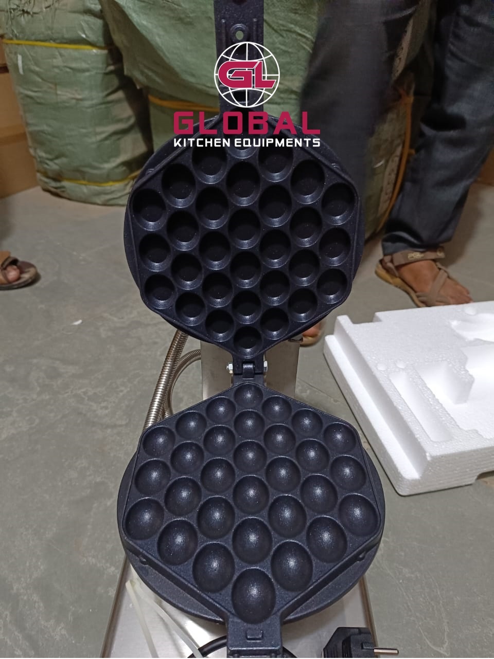 Semi Automatic Bubble Waffle Baking Machine