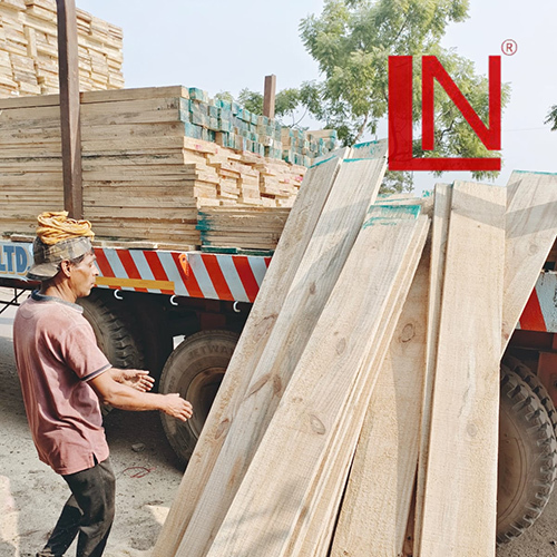 High Quality Pine Wood