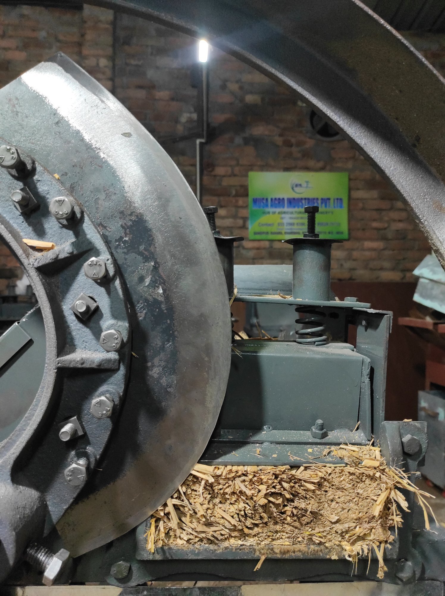Chaff Cutter With Motor