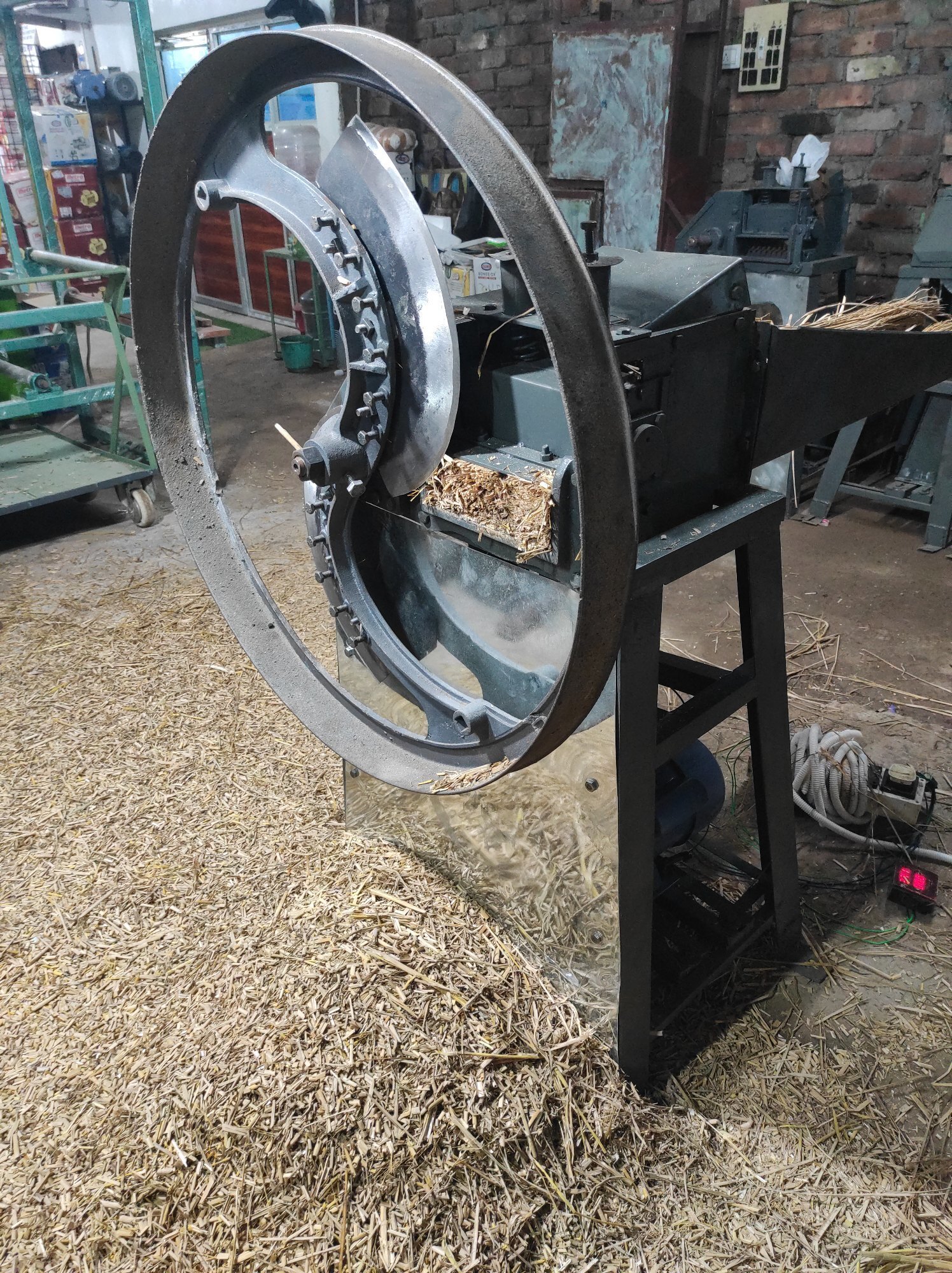 Chaff Cutter With Motor