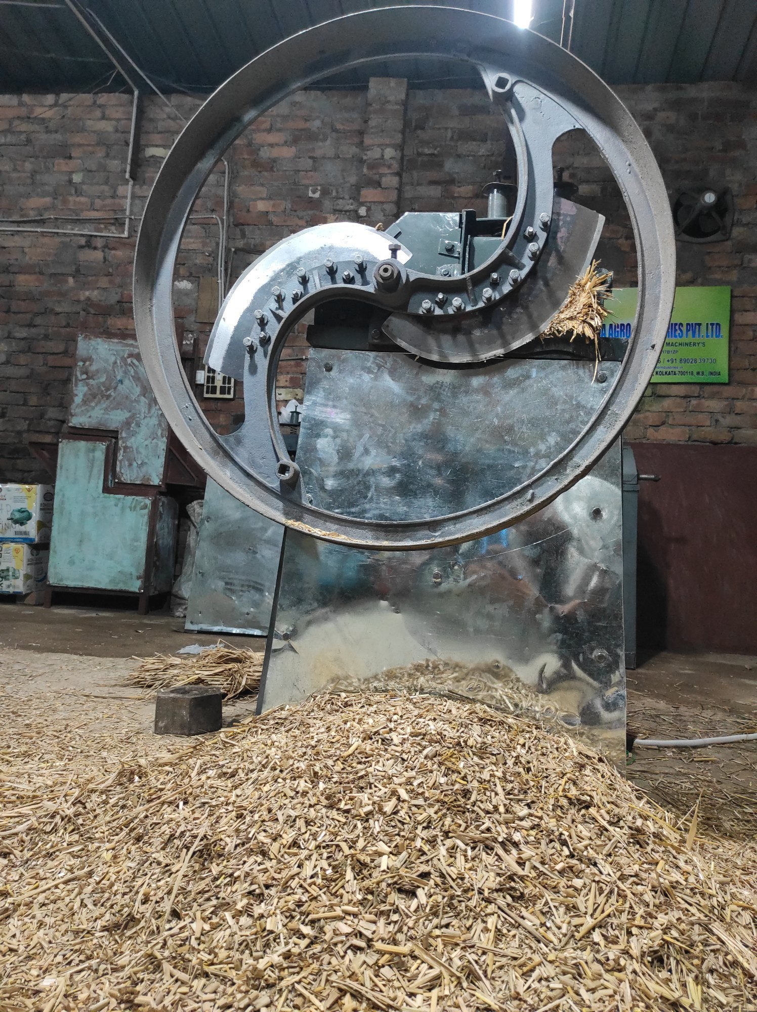 Chaff Cutter With Motor