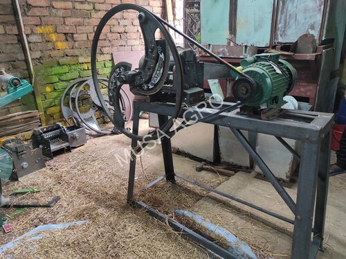 Chaff Cutter Kutti Machine - Capacity: 5-10 Kg/hr