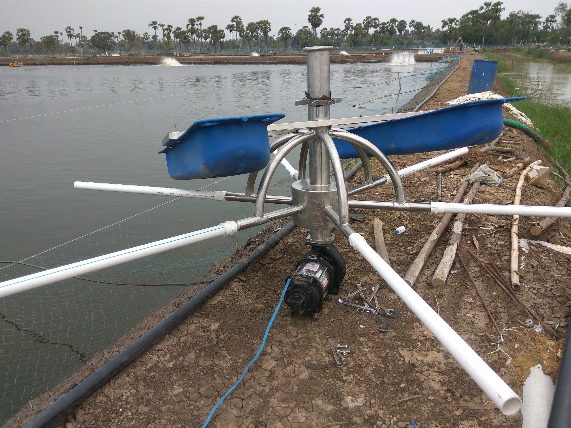 Floating Surface Aerators - 3 Hp & 5 Hp Models | Powerful Jet Aeration System, Blue Finish